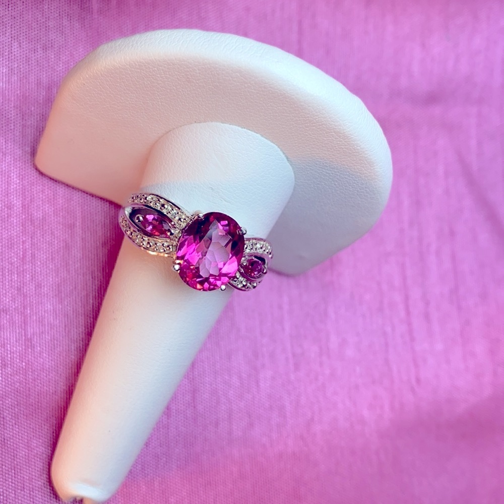 Oval Pink Topaz 3.85ctw. - Picture 11 of 13